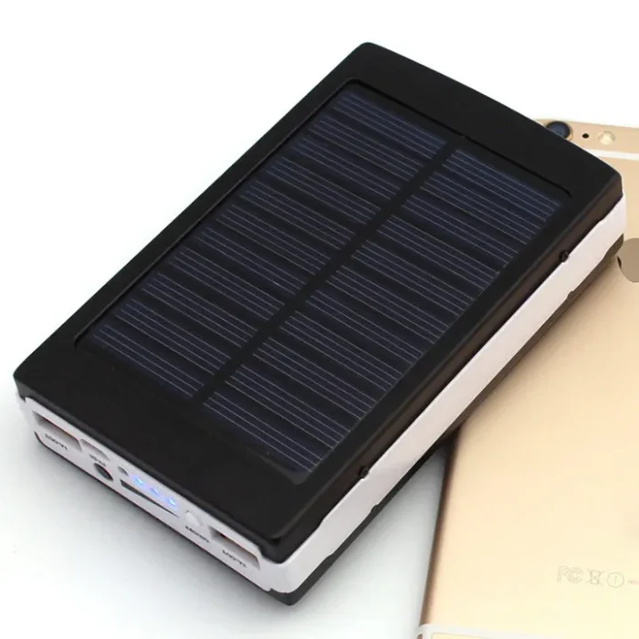 solarni powerbank punjac led svetlo funkcionalni pratilac euroshop