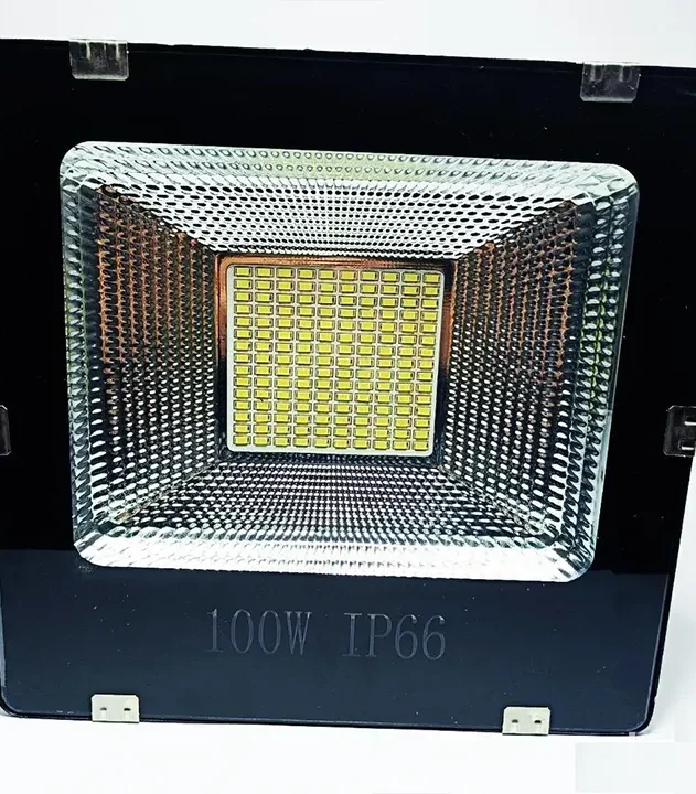 LED reflektor 100W za osvetljenje kuća i hala euroshop