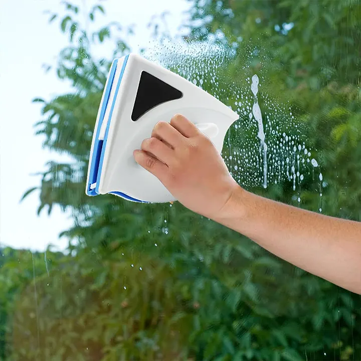 lako ciscenje spoljnih prozora sa magnetnim cistacem euroshop