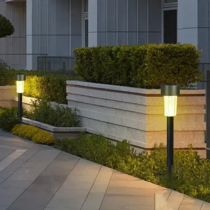 plastika led lampa sa ugradjenom baterijom euroshop