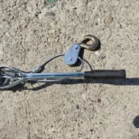 Dizalica sa duplim kukama i sigurnosnim jezičkom štiti teret od otkačinjanja