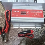 Inverter 500W sa USB priključkom omogućava punjenje uređaja na otvorenom