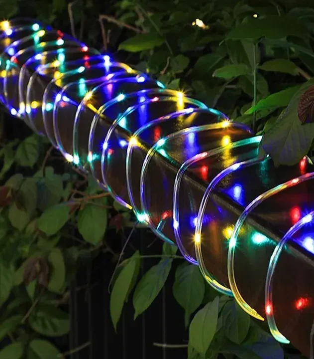 LED sijalice u crevu šarene 20m savršene su za unutrašnju i spoljašnju dekoraciju