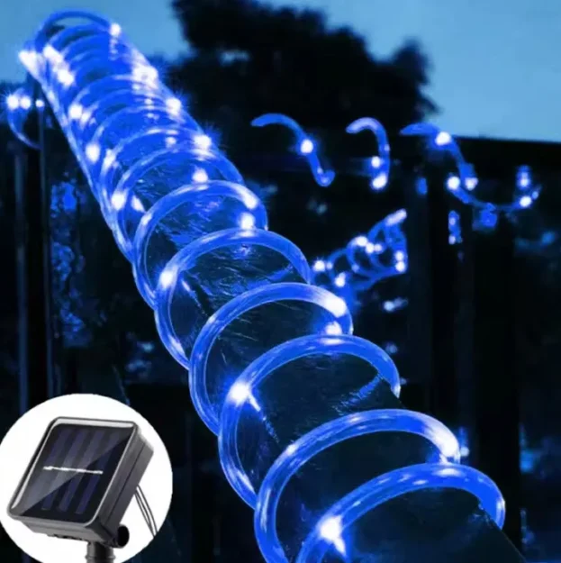 Plave solarne lampice u crevu dužine 10 metara rade na solarnu energiju