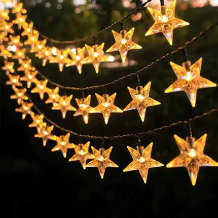 Solarne lampe za dvorište praktično osvetljavaju prostor i ulepšavaju okupljanja na otvorenom