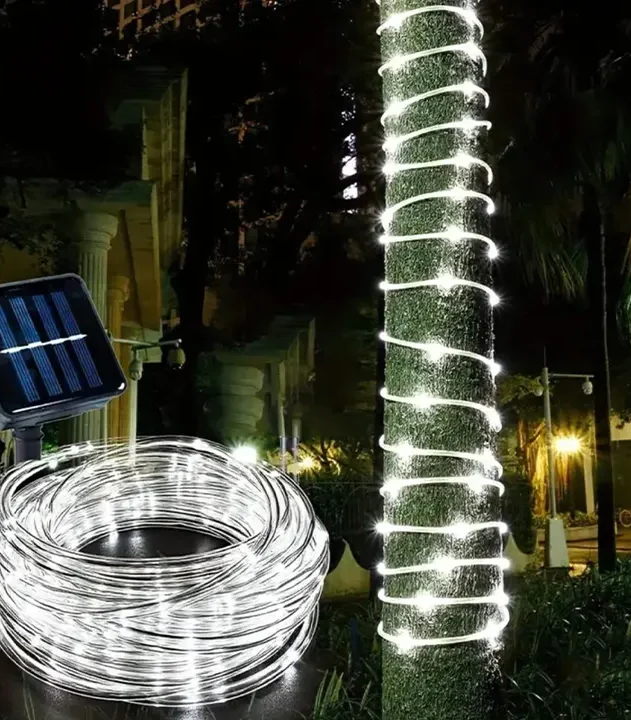 Solarne sijalice u crevu 10m bela donose eleganciju i ekonomično osvetljenje