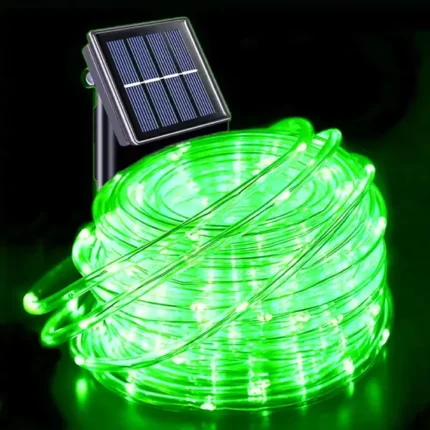 Solarne sijalice u crevu 20m zelena unose svežinu i prirodan sjaj u vaš prostor