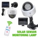 Solarni reflektor u obliku kamere osvetljava prilaz i deluje odvraćajuće