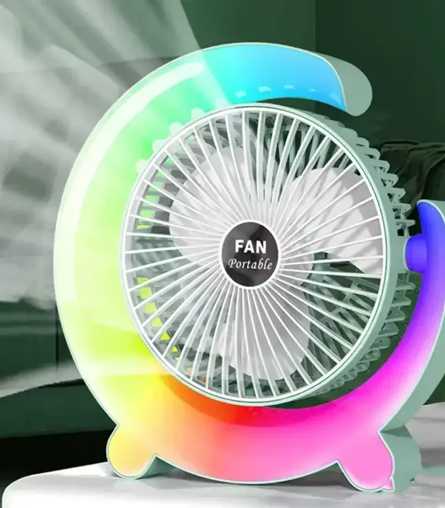 Tihi USB sto ventilator obezbeđuje prijatan protok bez buke