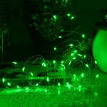 Zeleni solarni niz 30m duž krovnih ivica; memorija 8 rezima svetla čuva odabrani efekat