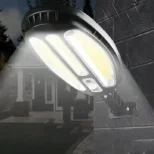 Zidna solarna lampa 96 COB pruža snažno osvetljenje fasade