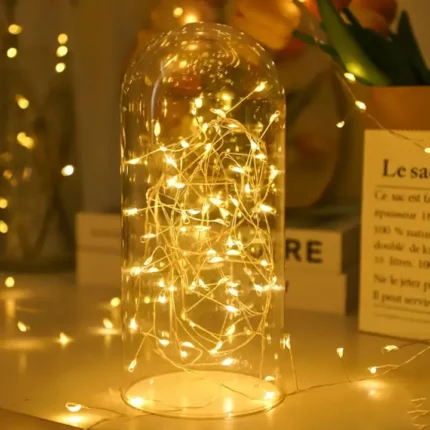 Dekorativne LED lampice od 50m sa žutim svetlom i bakarnom žicom pružaju fleksibilnost i lep izgled