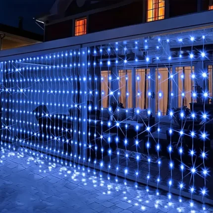 Solarne LED plave zavese 3x3m idealne su za svečane i romantične dekoracije