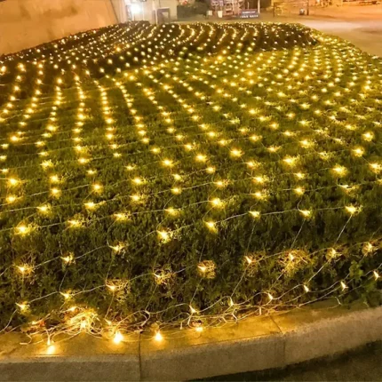 Solarne mrežaste lampice žuta boja dimenzija 1.5x1.5m sa 100 LED sijalica