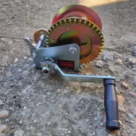 Ručno vitlo sa sajlom čekrk 1200lb 545kg za teške terete