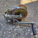 Ručno vitlo sa sajlom čekrk 2500lb 1130kg za ekstremne terete