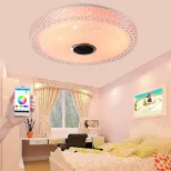 Plafonska lampa sa zvučnikom