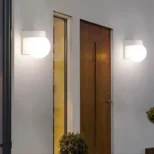 Fasadna lampa kugla