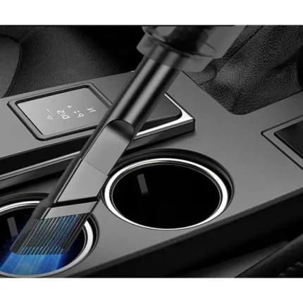 Ručni usisivač za automobil